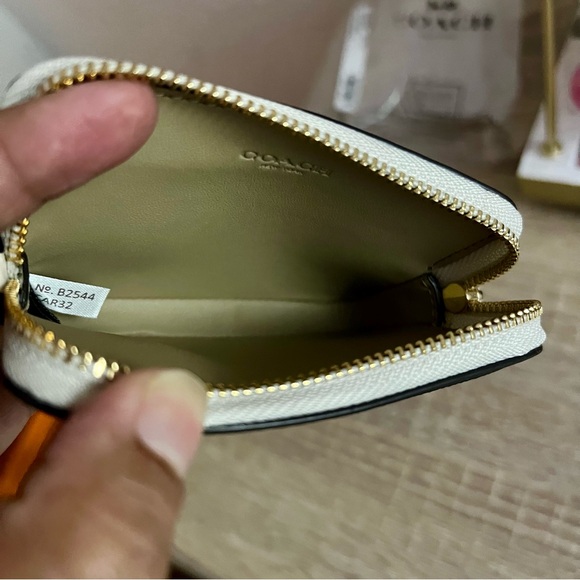 Zip Card Case With Strawberry Print Coach - Picture 8 of 9